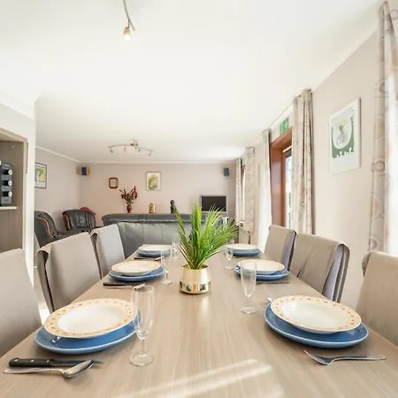 Vissershuisje 9-18 With Parking By Interhome Mispelburg